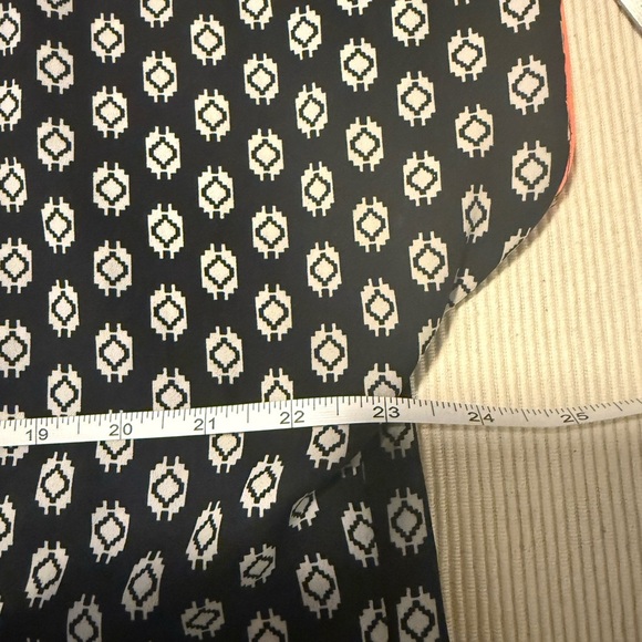 Bobeau Black and Orange Boxy Blouse - Picture 5 of 8